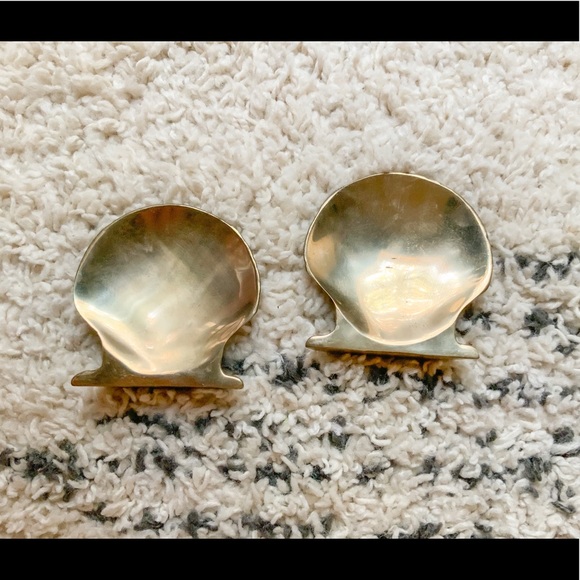 ✨SOLD✨Adorable Solid Brass Seashell Bookends - Picture 2 of 4